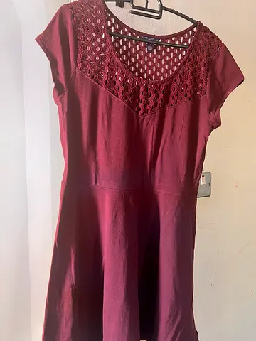 Maroon knee-length women's dress with lace yoke, size M
