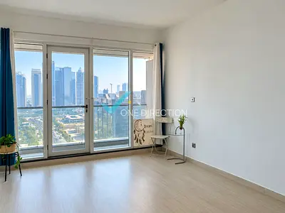 Open-Plan Studio | Dubai Arch Tower | Balcony & City View