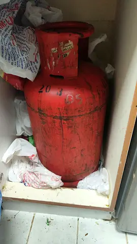 Gas cylinder