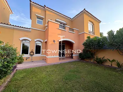 Great Location | Vacant | Close to Park+Pool