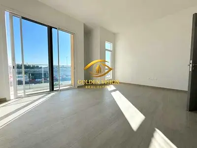 Granada II Townhouse 2 bed + MAID room | For Sale | Beach Access