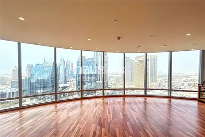 Panoramic views| In demand layout| one lift access