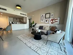 Luxurious Fully Furnished 1 Bedroom Apartment in  1 Residences by Wasl, Al Kifaf - Zabeel Park, Comm