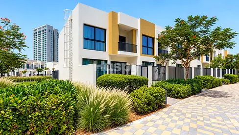 3BR Villa | Private Garden | Unfurnished