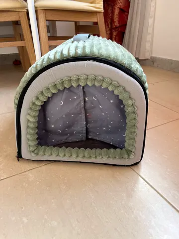 Soft cozy dome pet bed - small, gently used
