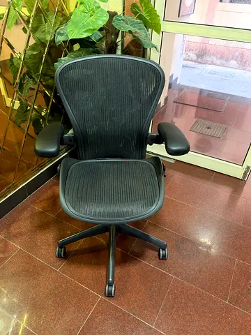 Herman Miller Aeron chair for selling.fully loaded chair