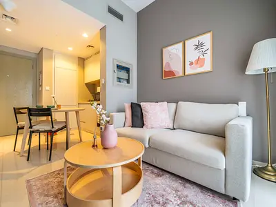 Business Bay's Coziest Hideaway With Balcony l All Bills Included