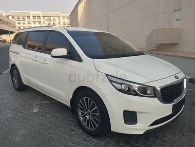 Kia Carnival LX 2017 GCC 8 Seater Clean CAR