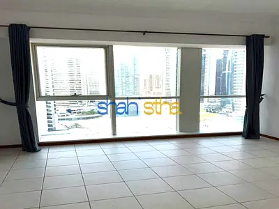 Lake View | Unfurnished 2 Bedroom | Accessible to Metro