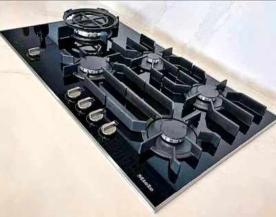 Miele 5-Burner Gas Hob with Glass Top — Good Condition
