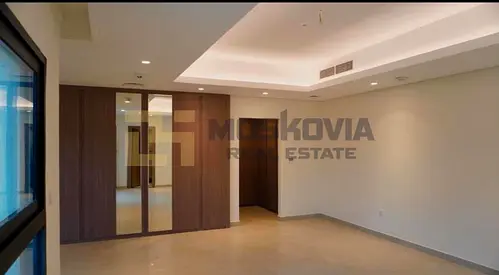 Expansive 3 BHK Townhouse in Sustainable City – Live Green in Style