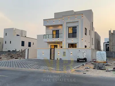 فرصة مميزة بالحليو 2 | 4 غرف ماستر وغرفة خادمة | بناء 3300 قدم | 1.75 مليون