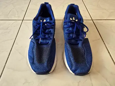 Original Adidas Men's Running Shoes Blue White Size : EU44 /9.5/US 10 - Made in Indonesia