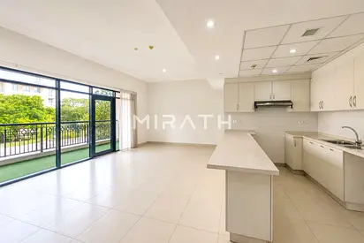 Lake View | Spacious | Well Maintained
