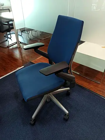 . Selling Gesture SteelCase Chair Fully Adjustable