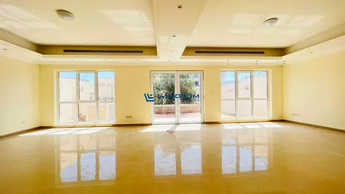 Semi Independent 5Bedrooms spacious villa
