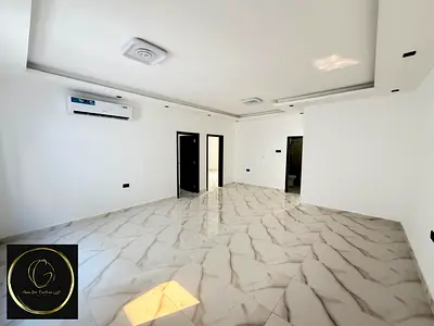 BRAND NEW 2 BEDROOM HALL APARTMENT WITH SEPARATE ENTRANCE
