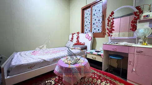 استوديو مفروش فاخر للإيجار الشهري بفرش مرتب وأجهزة كهربائية حديثة شامل الإنترنت وجميع الفواتير بموقع استراتيجي وجاهز تماما للسكن الفوري