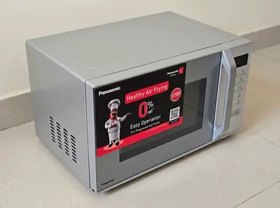 Panasonic Microwave with Air Fry Function - Silver (Good Condition)