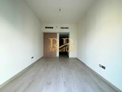 Unfurnished Studio || Pool & Amenities View || Higher Floor || Ready to Move