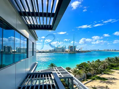 Spacious 1-BD+Storge, Terrace& Stunning Sea View