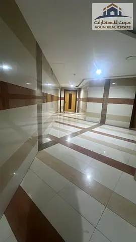 🏡✨ **شقة غرفة وصالة للإيجار في التعاون – الشارقة** ✨🏡  🌟 **عرض مميز في موقع حيوي!**  🛏️ غرفة نوم   🛋️ صالة واسعة   🚪 خزائن حائط مدمجة  💰 **الإي