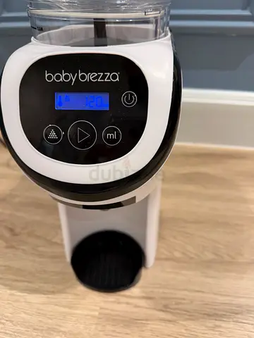Baby Brezza Formula Pro Bottle Maker - Good Condition