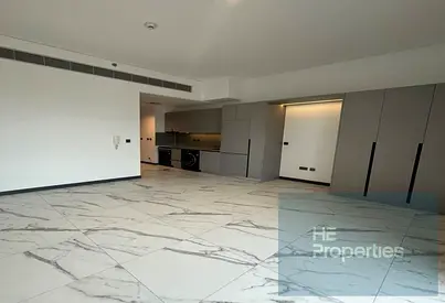 WELL MAINTANED | UNFURNISHED | MODERN STUDIO