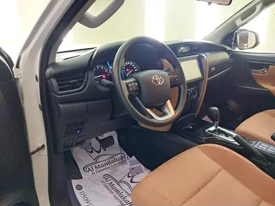 صورة مصغرة 13 لـ 2021 Toyota FORTUNER
