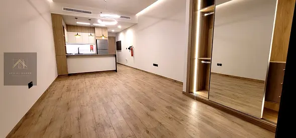 استوديو أنيق | Rokane G25 | شرفة | إطلالة على المسبح والفناء