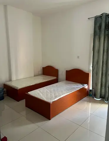Indian executive bed space near American Hospital