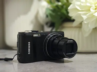 Digital camera