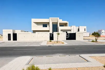 Elegant Villa | Brand New | Corner | Vacant Now
