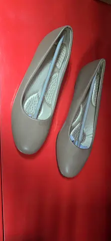 Beige women's ballet flats, size EU 36 to 41 Brand new