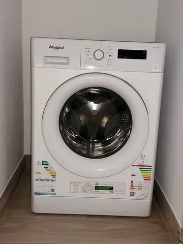Whirlpool front-load washing machine - good condition