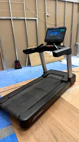 Life Fitness Treadmill — Commercial Grade, Good Working Condition