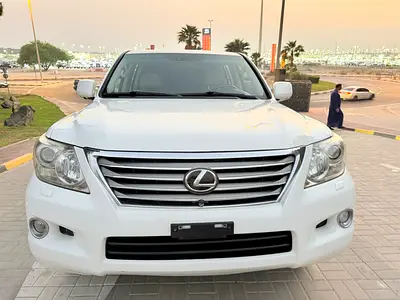 Lexus LX 570 Platinum 2009 GCC Specs