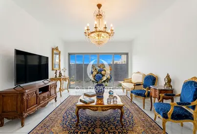 CUSTOM-BUILT VILLA | BIG LAYOUT | EXTENDABLE