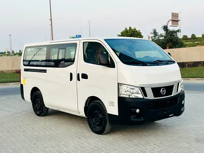 2016 Nissan Urvan NV350 GCC Specs