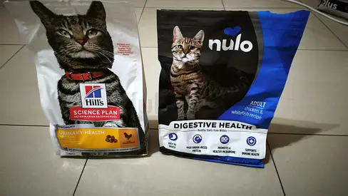 Cat urinary health food