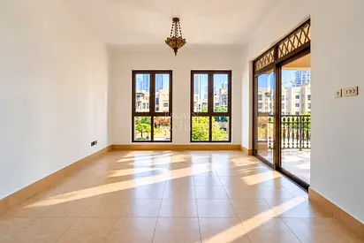 Vacant Corner 1BR | Kamoon, Old Town