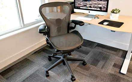 Original Receipt Remastered Herman Miller Aeron Chair Fully Adjustable Graphite Size B