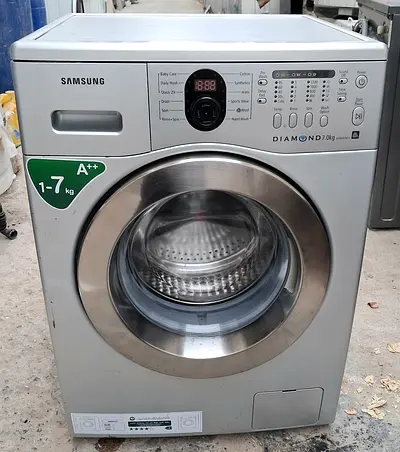 Samsung washing machine 7 kg Available