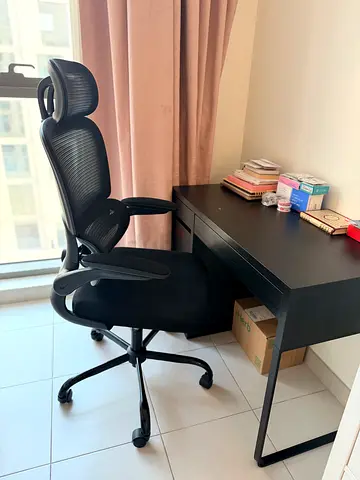 Office desk + Ergonomic Black Mesh Office Chair with Headrest in good condition