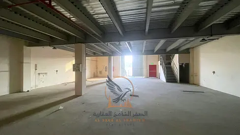 فرصة ذهبية مستودع تجاري للإيجار السنوي بمساحة كبيرة ومكتبين وحمام ونظام إطفاء حريق بموقع استراتيجي وحيوي وجاهز للتشغيل الفوري الناجح