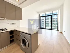 U Shape Kitchen l Brand New l Pool View