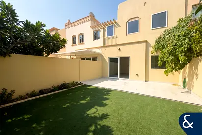 3 Bedrooms | Close To Park | Back To Back