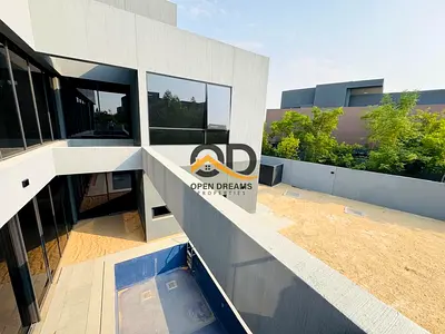 Hot offer | Spacious 5BR signature villa | Ready to move | Luxurious amenities |