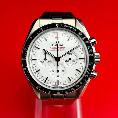 Omega Speedmaster Moonwatch Professional | 42mm | Full Set (2025) — Excellent Condition