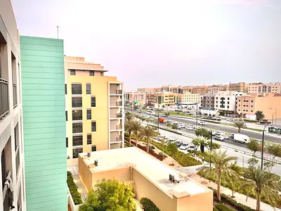 Ready To Move In/So Huge & Elegant Layout/12 Chqs Payment Plan/Close To City Center Zahia
